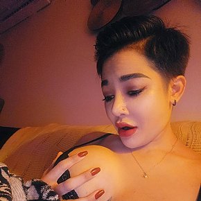 Kiki Mûre escort in  offers Pipe sans capote services