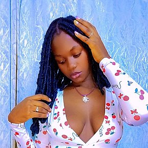 Tarah escort in Doha offers Branlette services