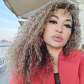 Karima escort in  offers Experiência com garotas (GFE) services