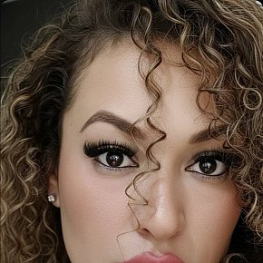 Karima escort in  offers Experiencia de Novia (GFE)
 services