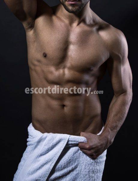 Escort in London, Owen Muskulös provides Erotische Massage
