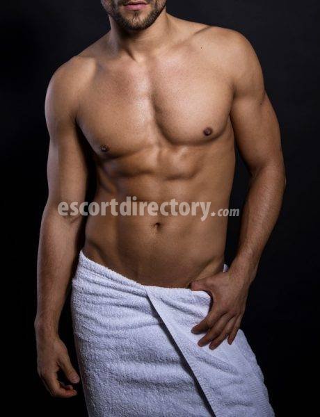 Owen Muskulös escort in London offers Erotische Massage services