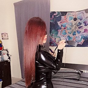 Lola Mature escort in Singapore City offers Blowjob without Condom services