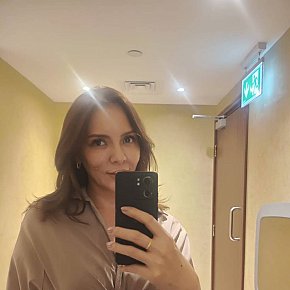 Narges escort in 