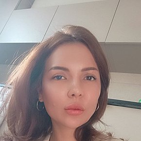 Narges escort in 