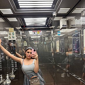 Bella escort in  offers Joc de Roluri şi Fantezie services