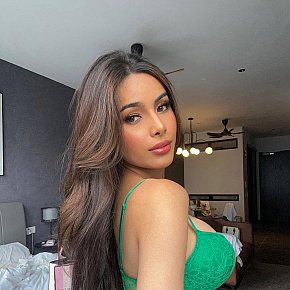 Megan Model/Fost Model escort in Manila offers Sex cam services