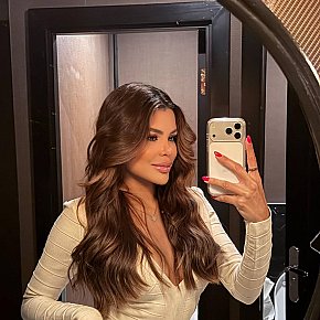 Maya escort in Dubai offers Masaje sensual de cuerpo completo
 services