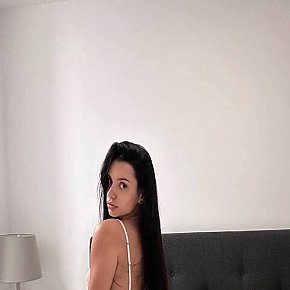 Melany Super Booty
 escort in Amsterdam offers Kissing services