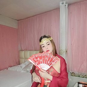 Hani escort in Abu Dhabi