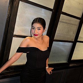Amira escort in Singapore City