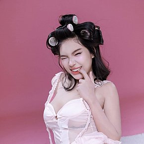 Amira escort in Macau