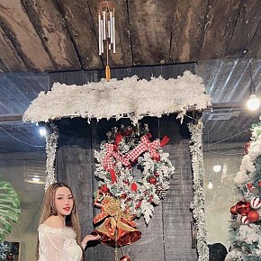 Xiao_Vy escort in Dubai offers Posición 69 services