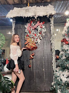 Xiao_Vy escort in Dubai offers Embrasser avec la langue services