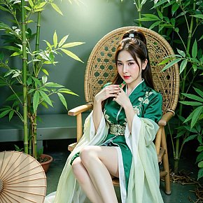 Lusy escort in Bangkok offers Cum in Mouth services