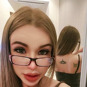 Lara escort in Juffair offers Ejaculação na boca services