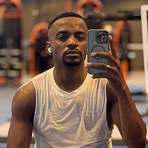 Abdallah Madura escort in Paris offers Beija se rolar química services