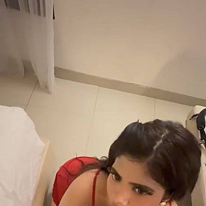 Rosey Tetas Enormes escort in  offers Experiencia de Novia (GFE)
 services