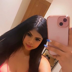 Rosey Tetas Enormes escort in  offers Experiencia de Novia (GFE)
 services