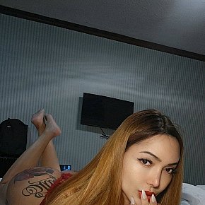 Juicy-Valerie Super-forte Di Seno escort in Bangkok offers Girlfriend Experience (GFE) services
