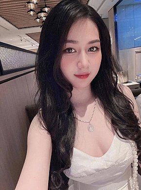 Maya escort in Muscat offers Posição 69 services