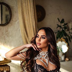 Zlata Pequeña Y Delgada escort in Limassol offers Lluvia Dorada (dar)
 services