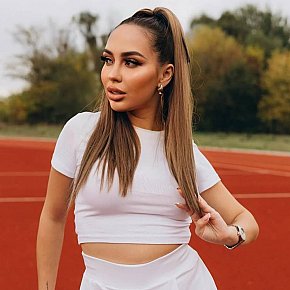 Zlata Pequeña Y Delgada escort in Limassol offers Lluvia Dorada (dar)
 services