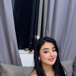 Jasmine escort in Abu Dhabi