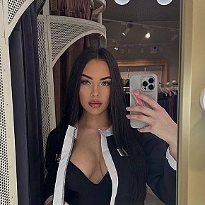 Elina Prof De Fitness escort in Limassol offers Ejaculation sur le corps services