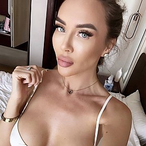 Sandy escort in Manama