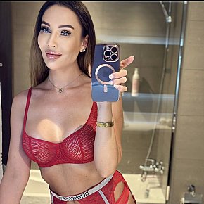 Sandy escort in Manama