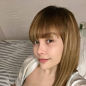 Mimi Completamente Natural escort in Kuala Lumpur offers BDSM services