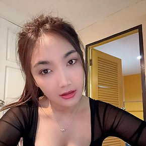 Weewi escort in Bangkok