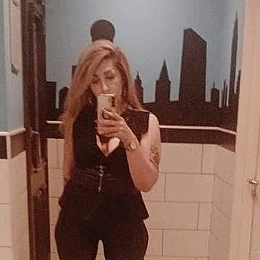 Nazi Matura escort in Muscat offers Pompino senza preservativo services