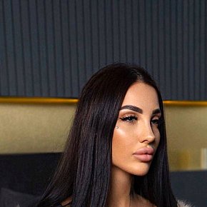 Riley Prof De Fitness escort in Dubai offers Ejaculations multiples services