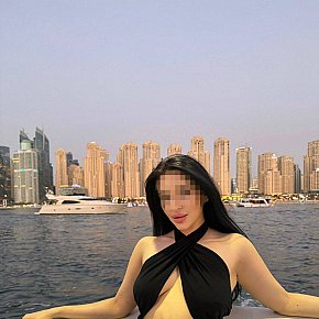 Lily Naturală escort in Dubai offers 69 services