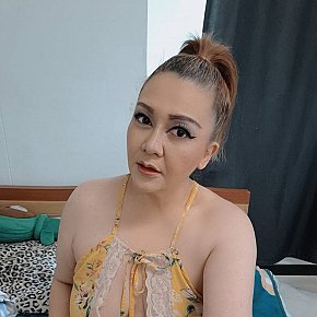 Sarin Matură escort in Bangkok