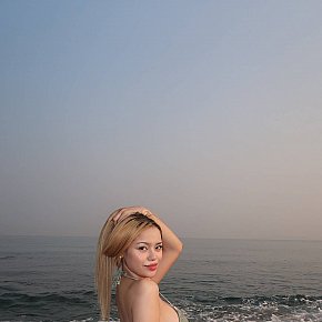 Jenny escort in Manila