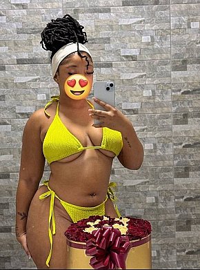 Sharllyn escort in Muscat