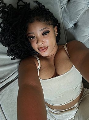 Sharllyn escort in Muscat
