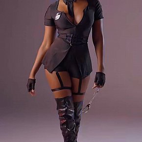 Mistress escort in Kampala offers Massage anal (actif) services