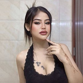 Nita escort in Muscat offers Experiência com garotas (GFE) services