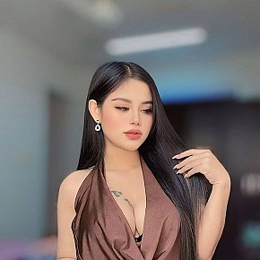 Nita escort in Muscat offers Massaggio erotico services