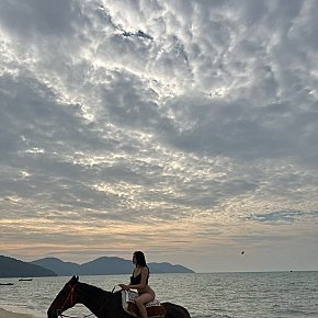 Olivia Model/Fost Model escort in Kuala Lumpur