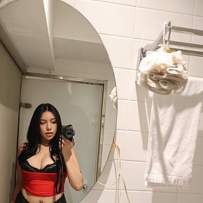 Maureen escort in Makati offers Venida en el cuerpo (COB)
 services