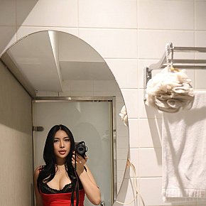 Maureen escort in Makati offers Venida en el cuerpo (COB)
 services