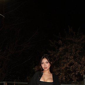 Maureen escort in Makati offers Venida en el cuerpo (COB)
 services