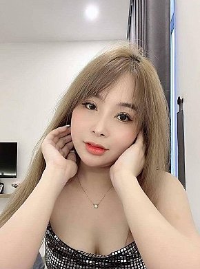 Luna escort in Riyadh offers Venida en el cuerpo (COB)
 services