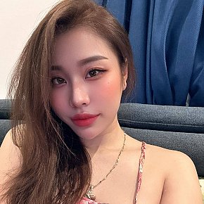Kendy escort in Jeddah offers Masaje sensual de cuerpo completo
 services