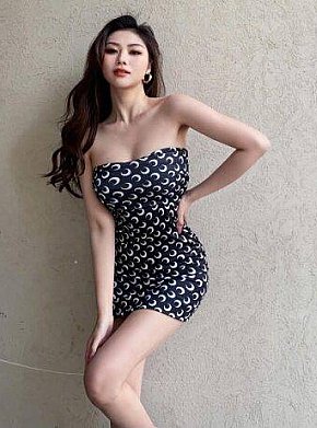 Ikee-Haruka Model/Fost Model escort in Tokyo offers Oral cu Prezervativ services